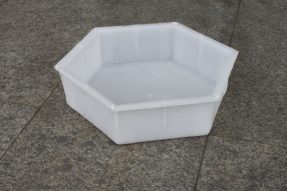 公路護(hù)坡塑料模具有哪些種類？